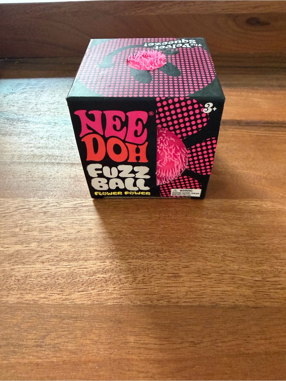 NeeDoh Flower Power Fuzzball- pink